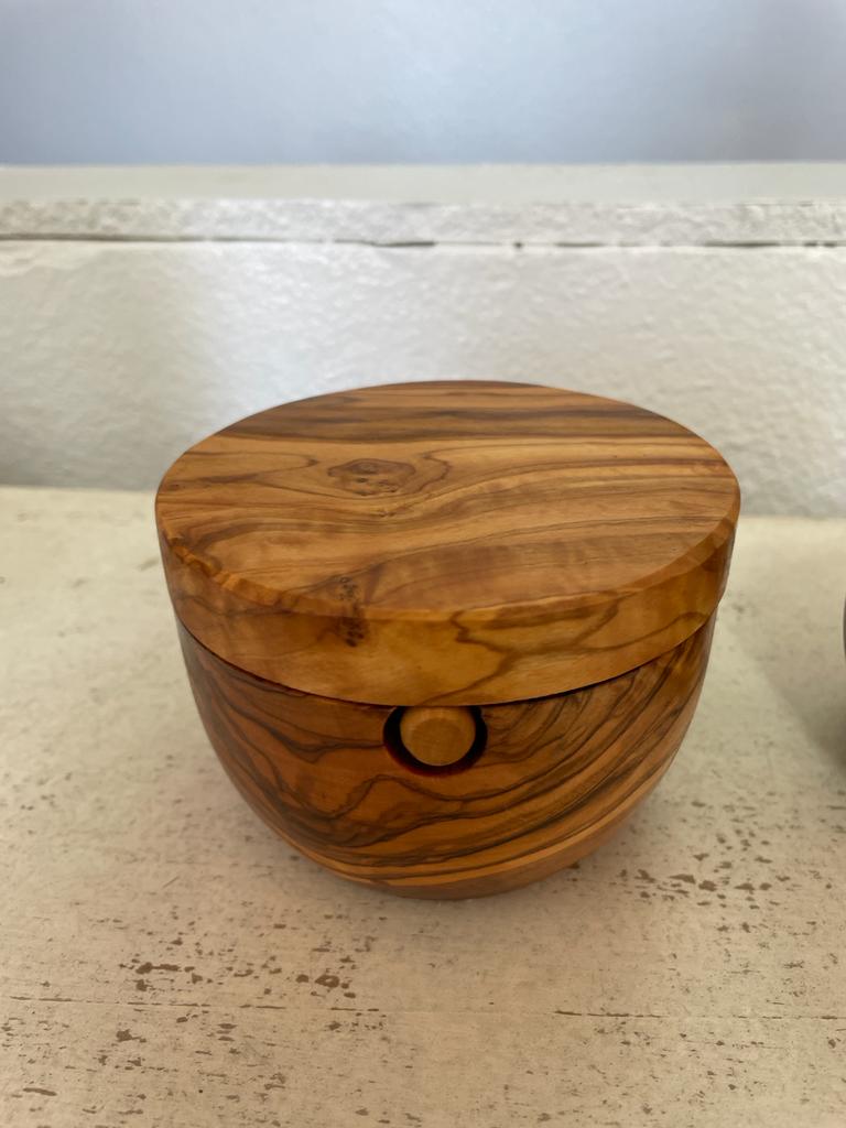 Olive Wood Salt Cellar With Lid and Spoon - Salt Keeper/ Spice Box / Wood Box/ handmade / Magnet lid / gift